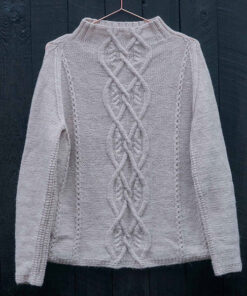 Aran sweater - strikkeopskrift med snoninger - Knit Wit Company